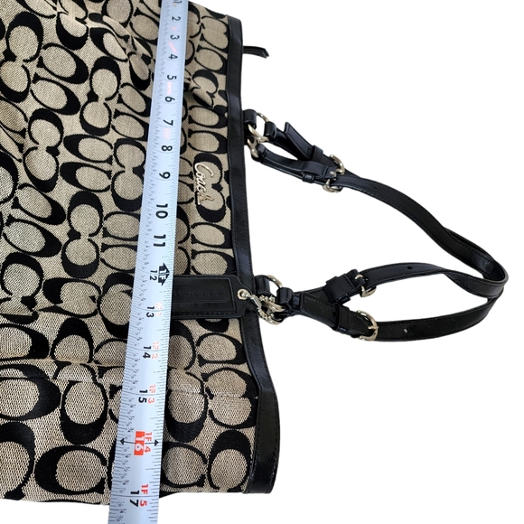 Signature Coach Bag - Picture 10 of 10